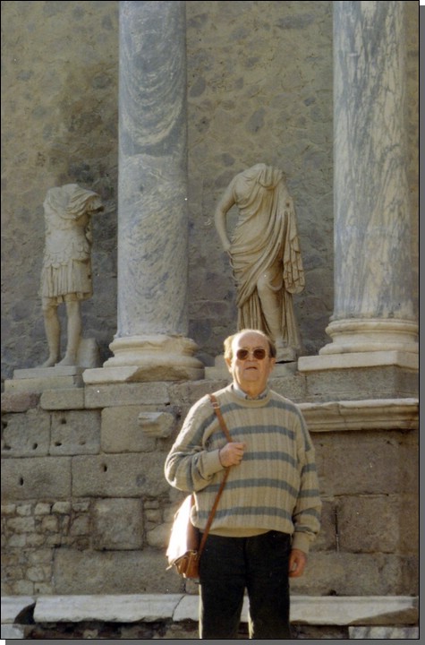 Rafael en el teatro romano de Mrida, 1996