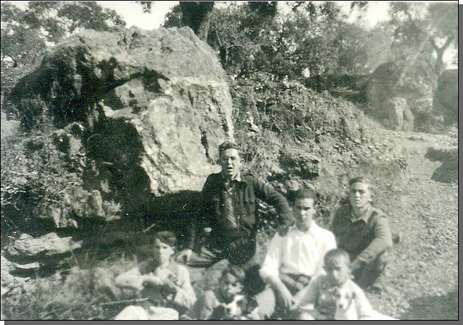 Rafael y Lus Balsera, Rafael y Manuel lvarez Ortega y dos amigos, 9-1936 (1)