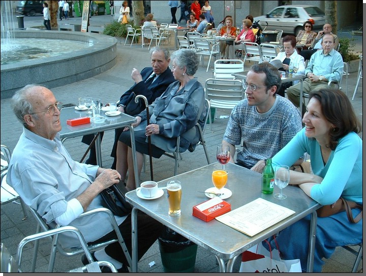 Rafael, Maril Hinojosa y Federico Abad, 2002